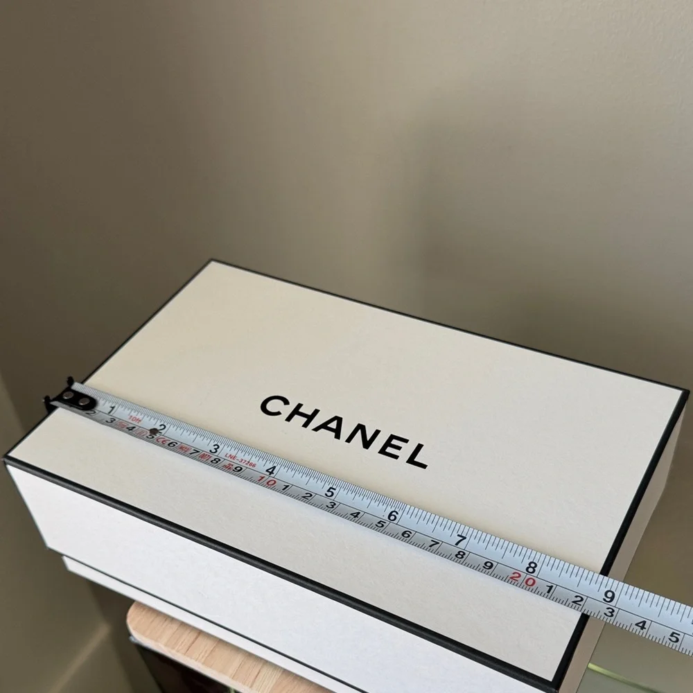 CHANEL classic box